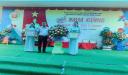 anh nha truong nhan khen.jpg - 